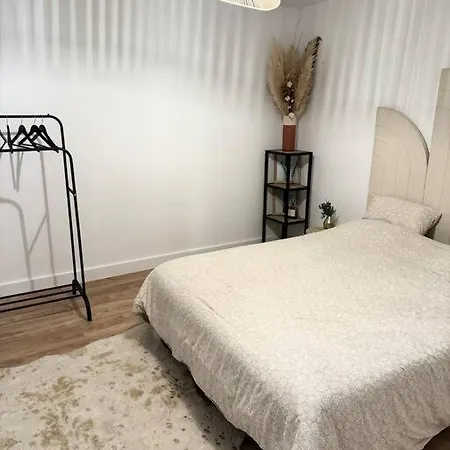 Appartement Eloi - 1 Chambre Mont-de-Marsan Buitenkant foto